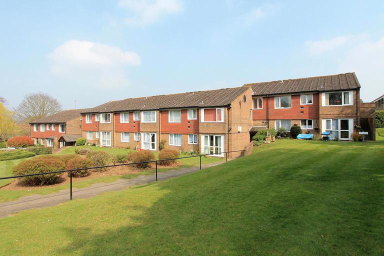 2412 Charles Busby Court 003