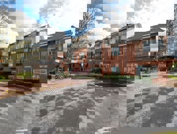 Maple Court 1
