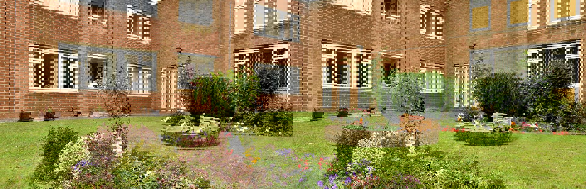 Festing Court 3 Original