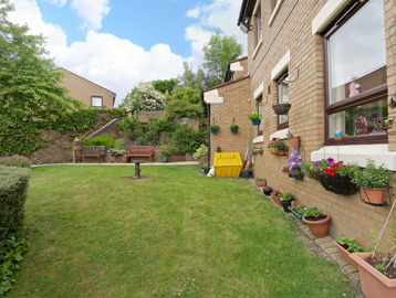 4533 Falkland Court 007