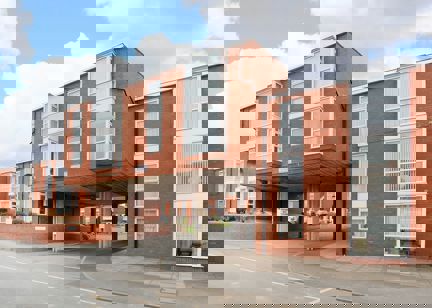 2002 Roland Rutter Court 001