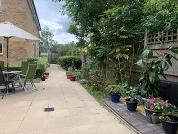 Lordship Court 1