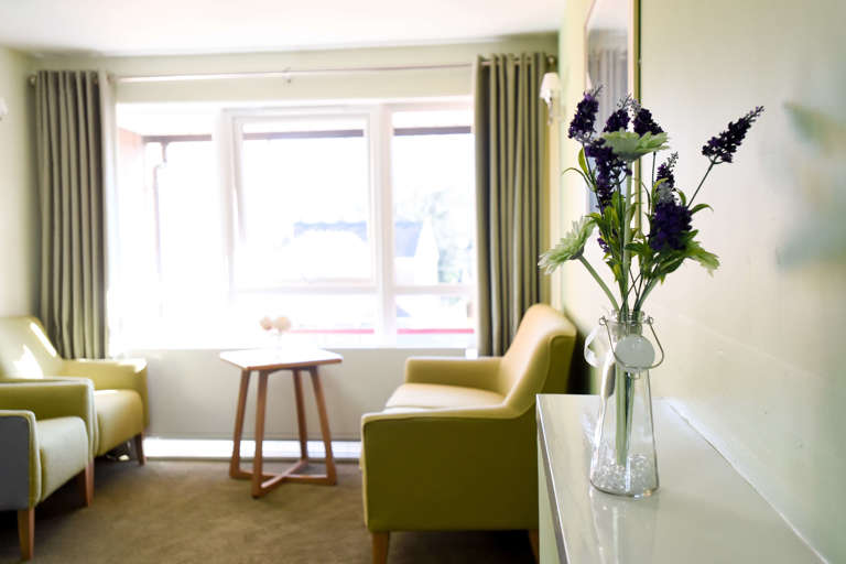 William Roberts Court Flat Living Room