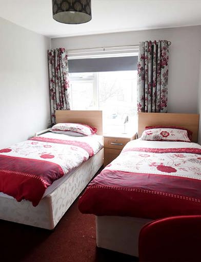 Corbett Court Apartment Twin Bedroom 