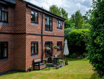 RL Mcnish Court External