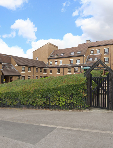 Falkland Court Bd16 010 