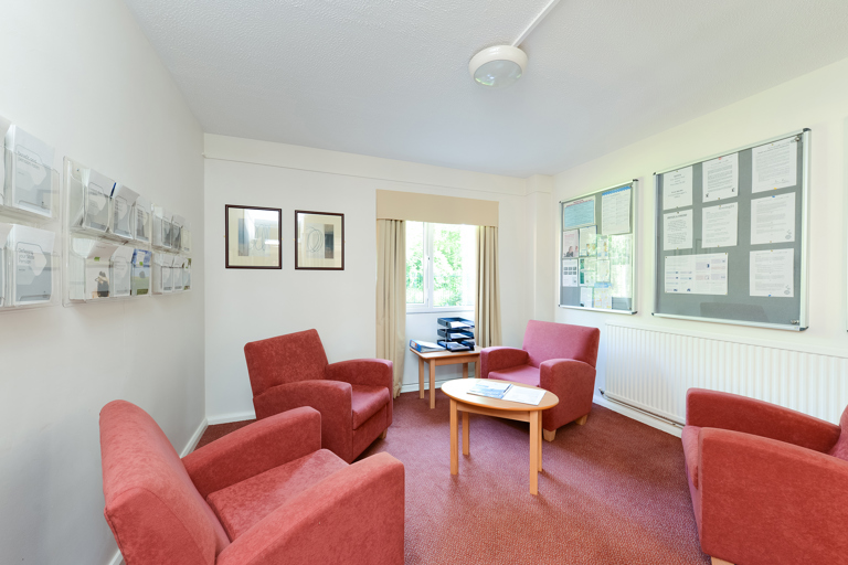 Harry Scott Court 011