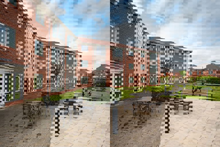 Charles Court 6