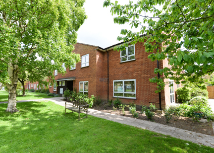 0507 De Ramsey Court 002
