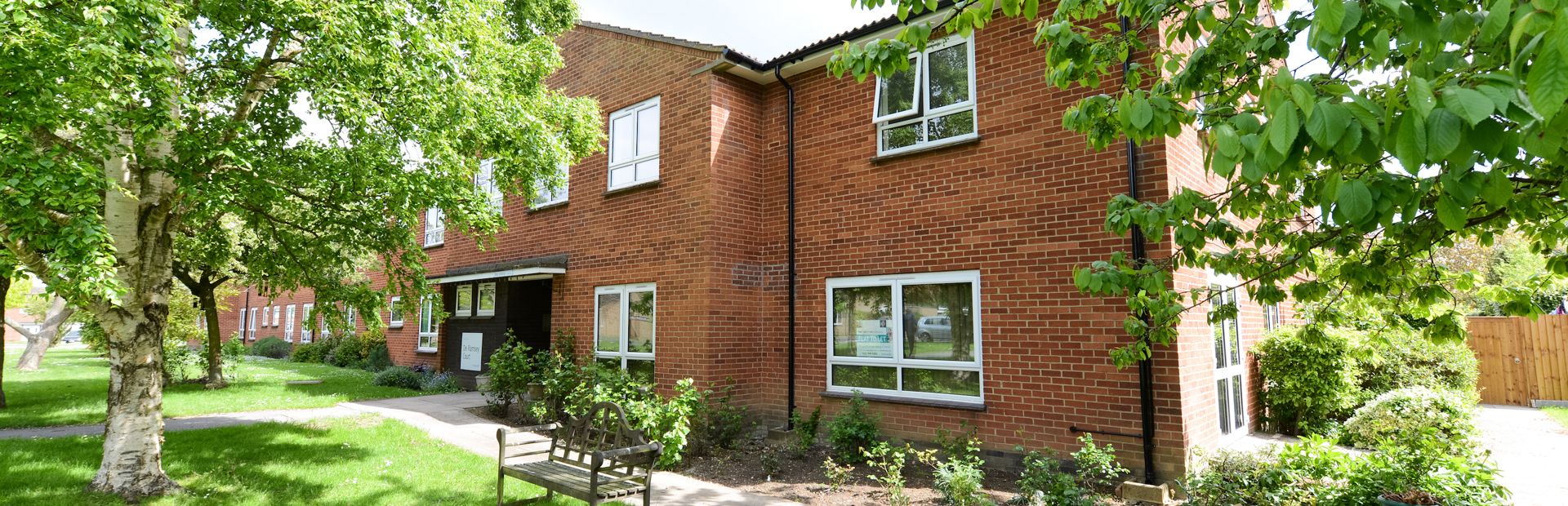 0507 De Ramsey Court 002