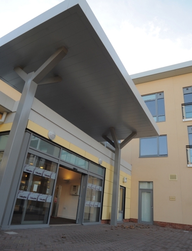 Willowfields exterior entrance 