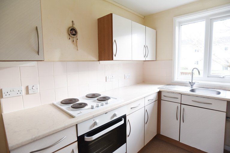 H21 Inglis Court 17