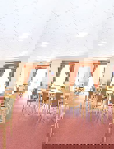 Springhill Court Yo61 021 