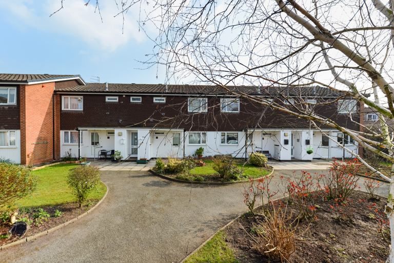 Cannell Court 009