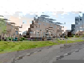 Mitford Slade Court 002