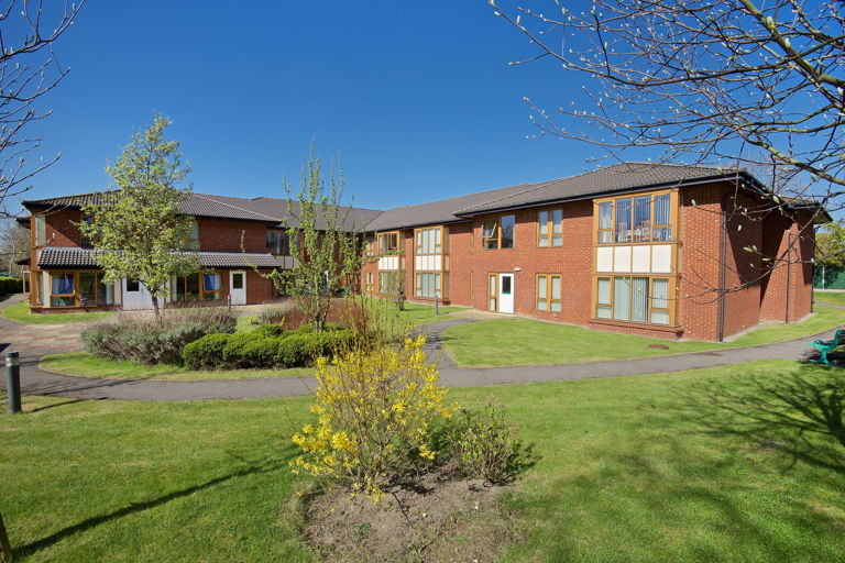 4125 Winton Court 002