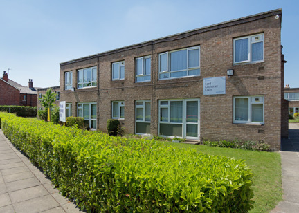 Lord Kitchener Court M33 013