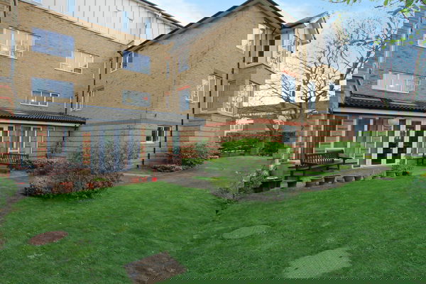 1737 Greenrod Place 007