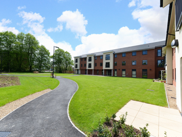 4211 Oakwood Gardens 014