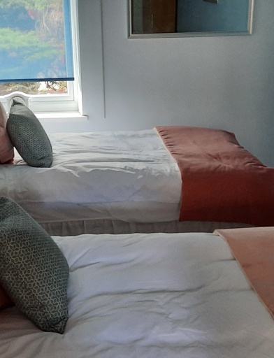 Guest Room 2 