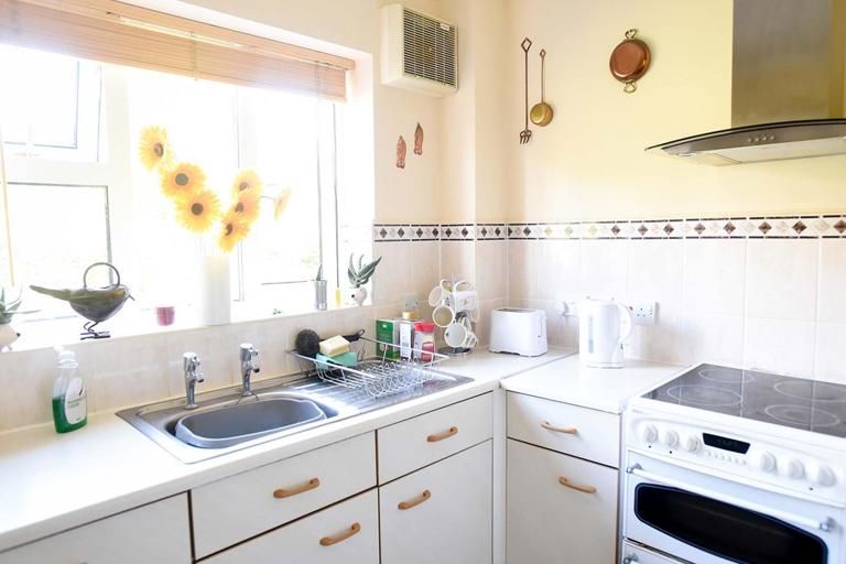 Bromfield Court Apartment Kitchen