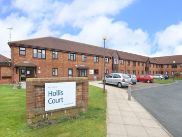 Hollis Court 05