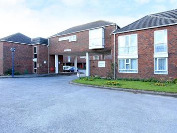 Newport Court 011