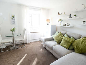 Lawrence Hill Court Lounge