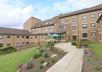 4533 Falkland Court 011