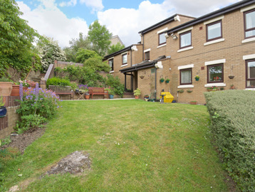 4533 Falkland Court 005