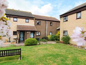 Swain Court 007