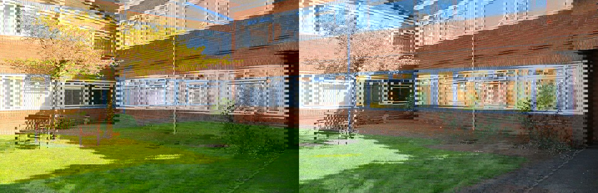 Creasy Court 008