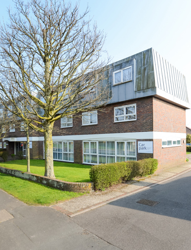 Chapman Court 011 