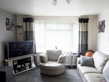 Lynam Court Apartment Living Room