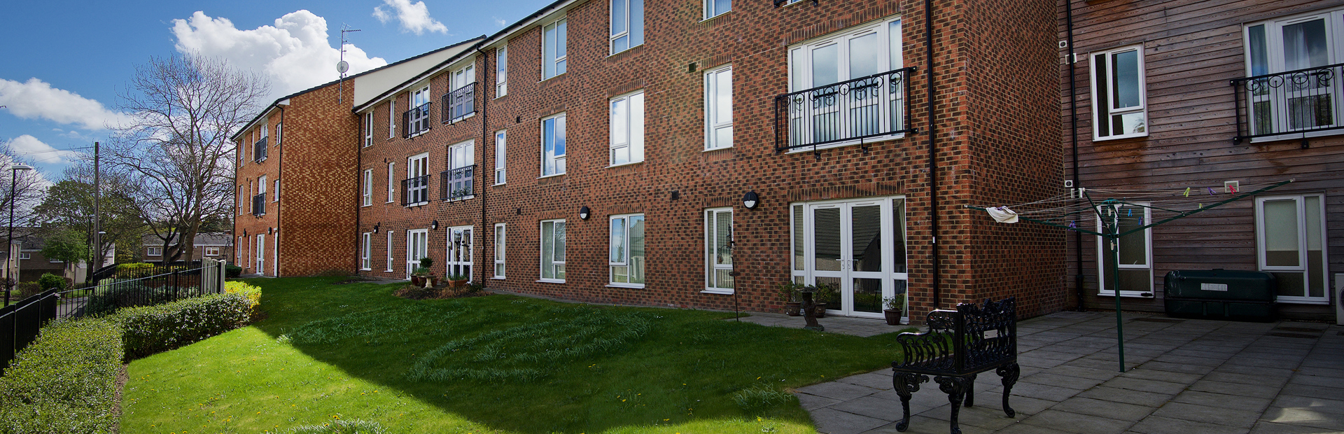 4131 Woodridge Gardens 005
