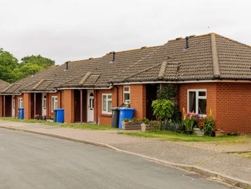 The front of the bungalows at Beccles Court