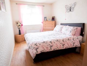 Brian Cummings Court Double Bedroom