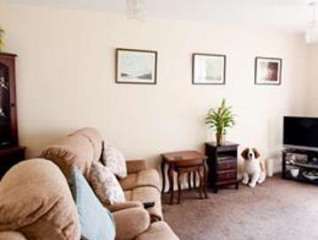 Yarborough Court Apartment Living Room
