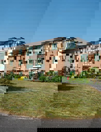 Hillside Court 4 