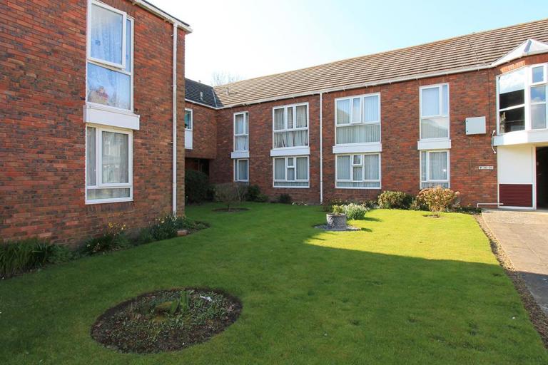 Newport Court 006