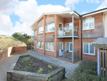 Bleriot Court 1
