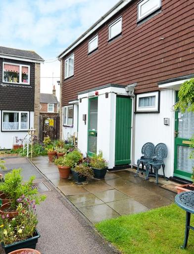 3001 Sir John Brown Court 007 