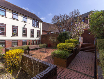 2103 Fuller Court 010