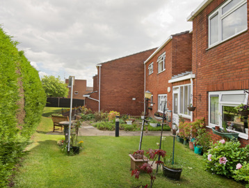 Brough Court Dn35 014