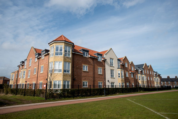 Meadowfields 00 12