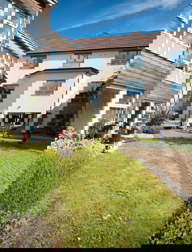 Cambrian Green Court 5 