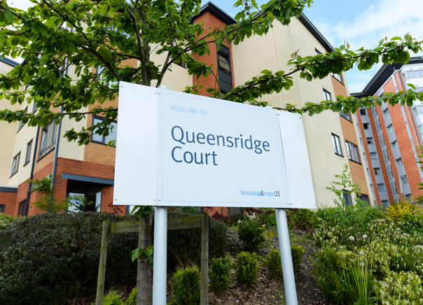 Queensridge Court 025