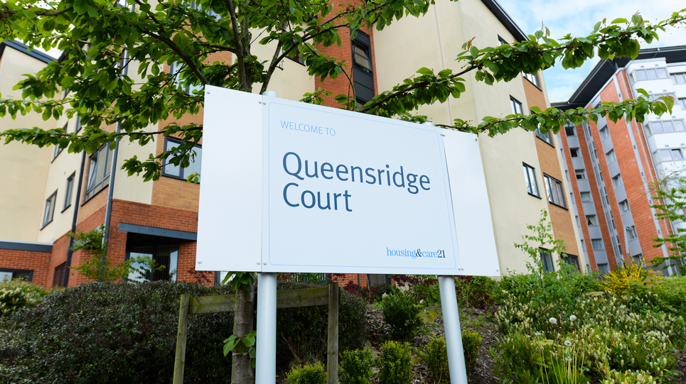Queen Ridge Queensridge Court 025