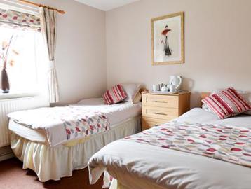 H21 Herbert Buzzard Court 19