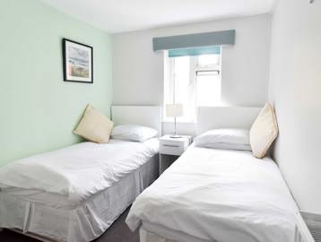 Hurst Court Twin Bedroom